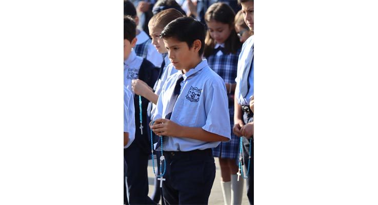 Slider – Student Rosary